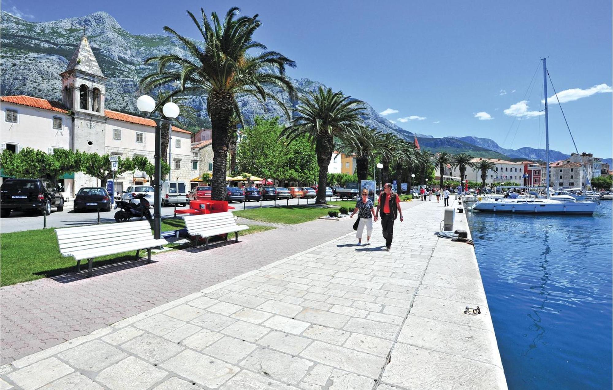 Amazing Apartment In Makarska With House Sea View Exterior foto